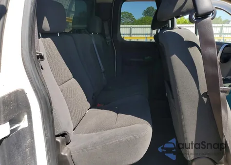 2008 Chevrolet Silverado C1500 z USA, uszkodzony, nr VIN 1GCEC19C28Z283797